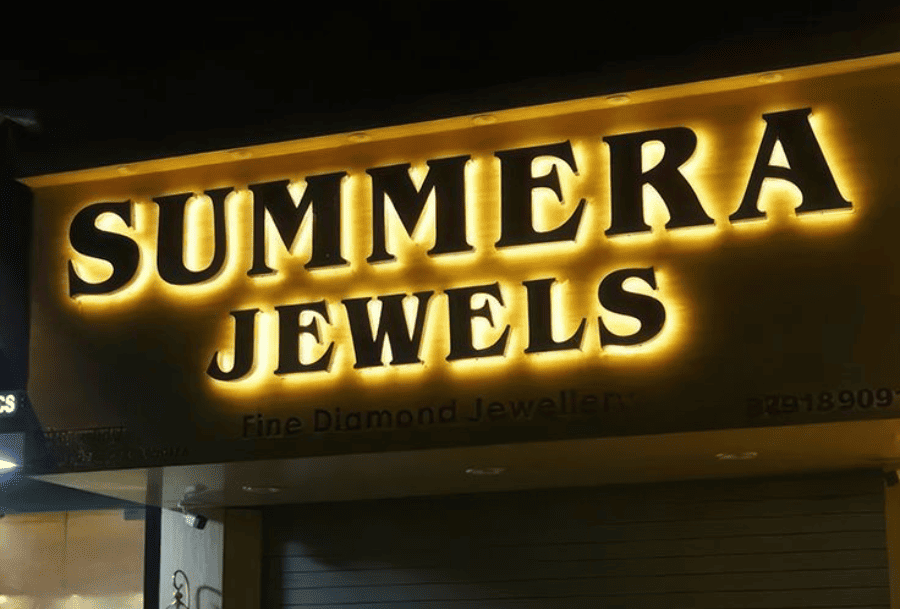 sign store near me