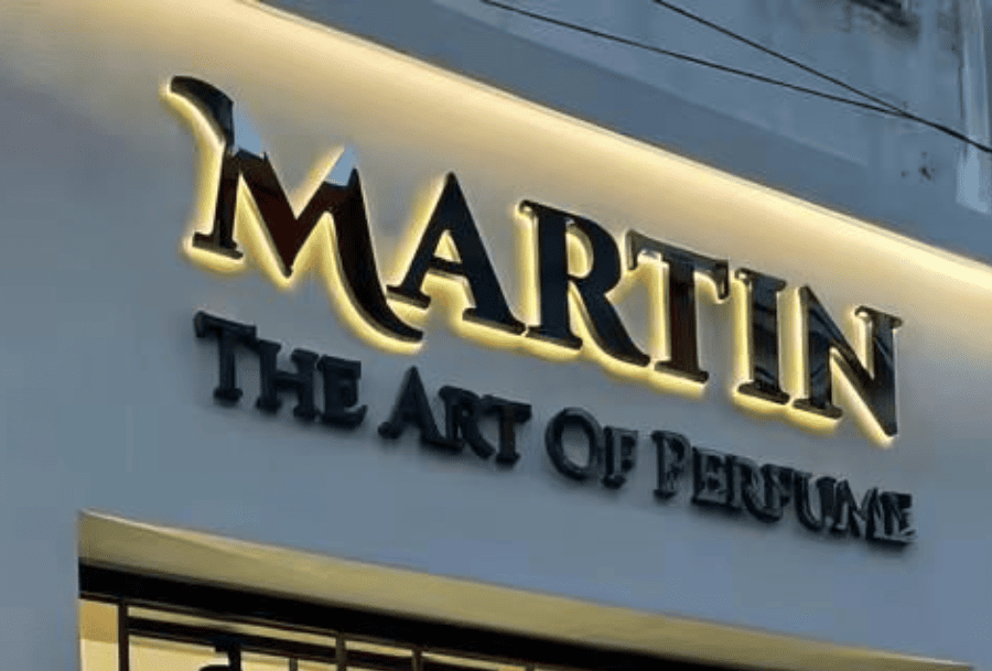 sign store near me