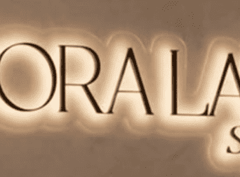 custom signage Dubai